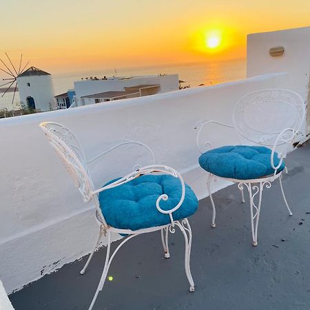 Sunset Queen In Oia Extérieur photo